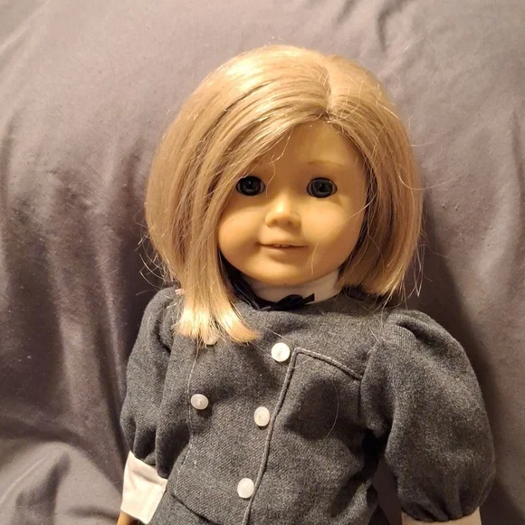 American Girl Kit Kittredge Doll - Picture 3 of 7